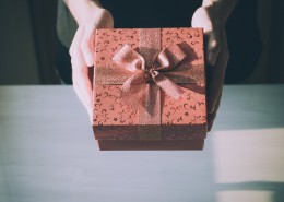 Exquisite gift box