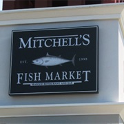 Mitchell's Fish Market logo